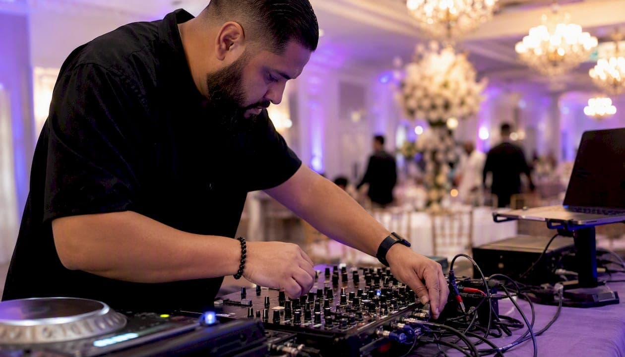 Wedding Entertainment Stress-Free Planning: Your Full Guide